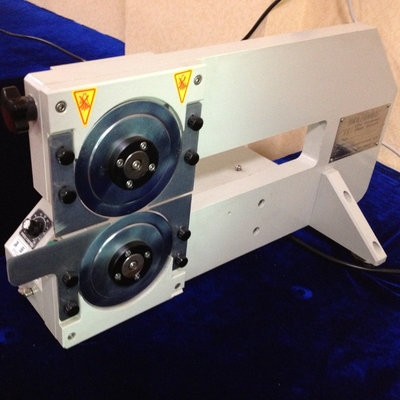 Máy tách PCB Máy tách PCB động cơ V-Groove với lưỡi dao tròn