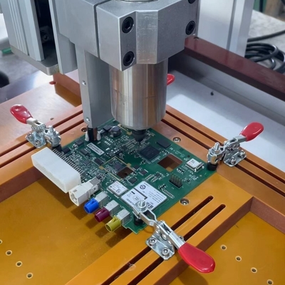 Máy định tuyến PCB trên máy tính để bàn với lập trình dễ dàng và độ chính xác cao