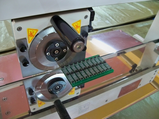 Máy tách PCB với lưỡi dao tròn và tuyến tính, cắt V thủ công hiệu quả cao