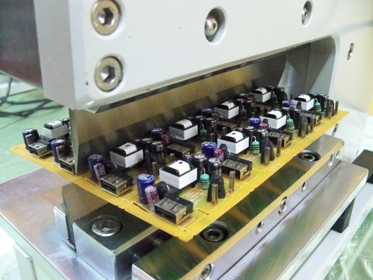 0.6-3.5mm Thickness PCB Separator Pcb Cutter cho PCB Assembly