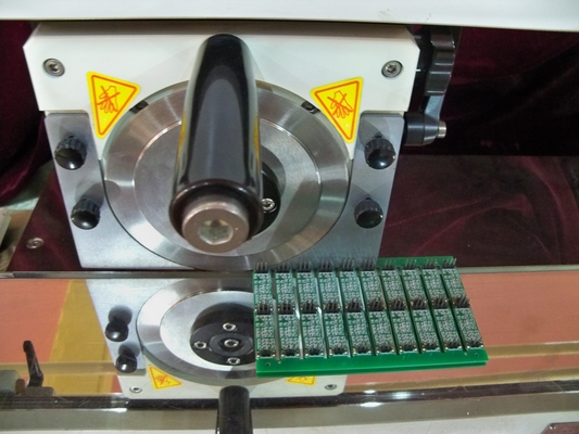 Máy làm bảng mạch PCB 110V, Máy tách PCB dày 0,6mm, Máy tách PCB