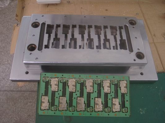 SKD11 Máy đục lỗ kim loại mạ vàng SKD11 Tốc độ cao