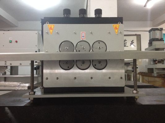 Máy phân tách PCB tính điểm trước, Nền tảng thép không gỉ 2,4M