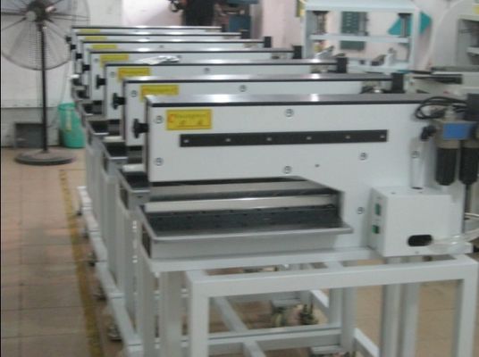 Máy tách PCB điều khiển bằng khí nén với hai lưỡi cắt tuyến tính