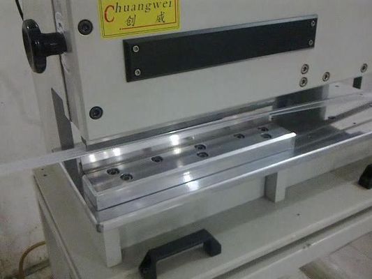 Máy cắt PCB V cho nền nhôm 220V RUV khí nén