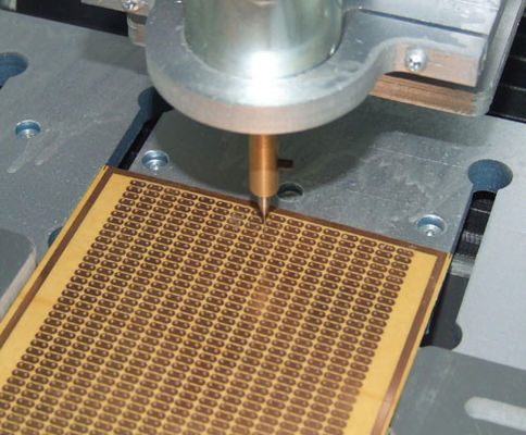 Máy chấm điểm V hoàn toàn tự động Máy phân tách PCB cắt V trên bảng PCB