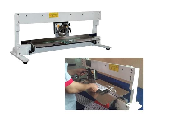 Máy tách PCB có thể điều chỉnh khoảng cách và tốc độ lưỡi để cắt chính xác