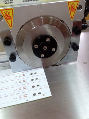 V Groove Bộ phân tách MCPCB Bộ tách điểm PCB cho nhà máy chiếu sáng Led
